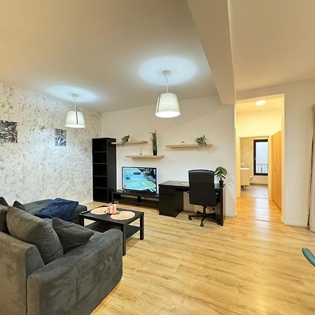 Glam Apartments Lipatti Near Iulius Mall And City Center Timisoara Exterior foto